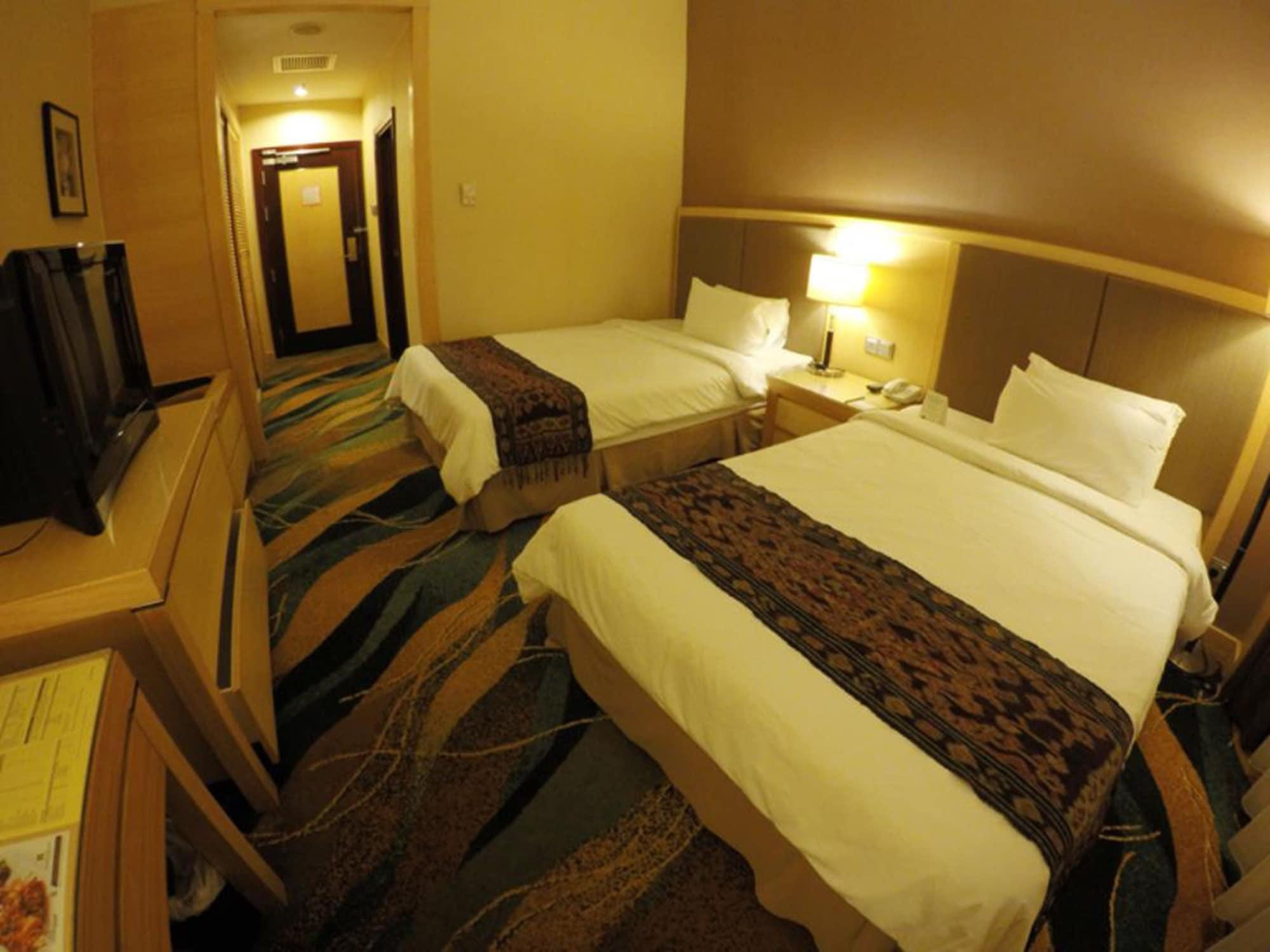 Imperial Palace Hotel Miri Dış mekan fotoğraf