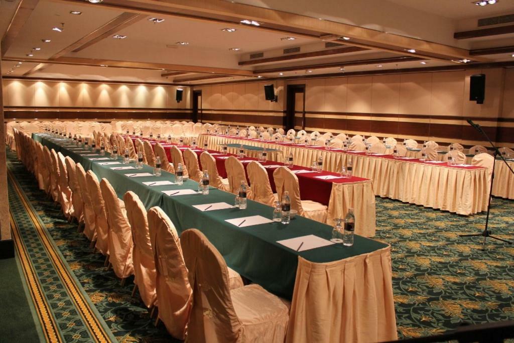 Imperial Palace Hotel Miri Dış mekan fotoğraf