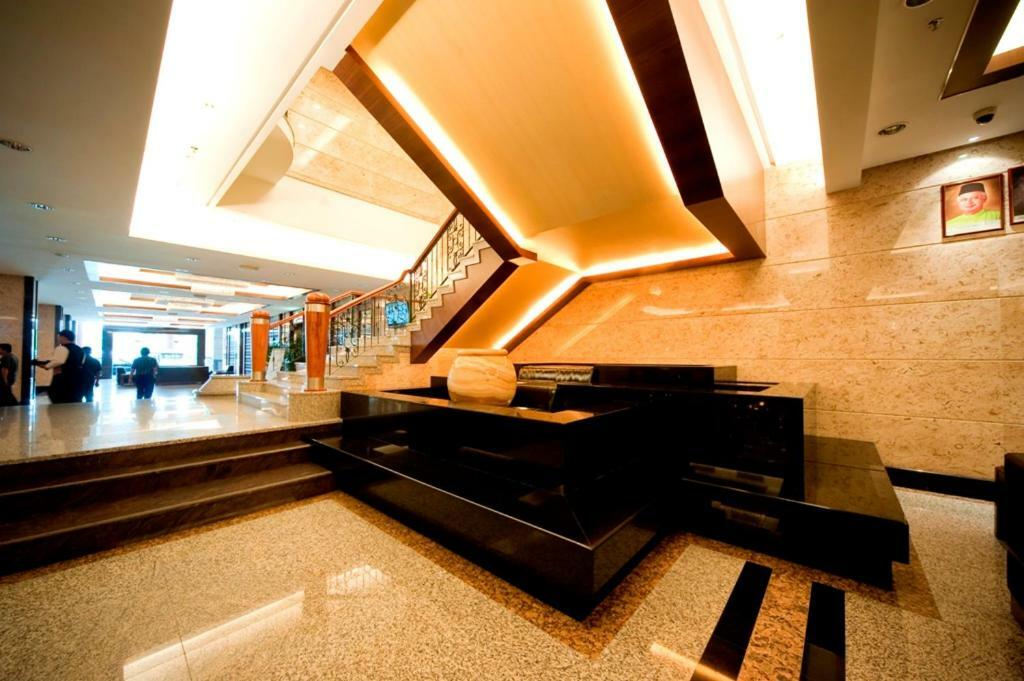 Imperial Palace Hotel Miri Dış mekan fotoğraf