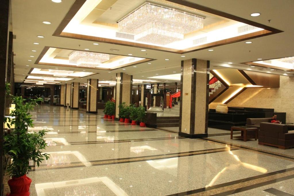 Imperial Palace Hotel Miri Dış mekan fotoğraf